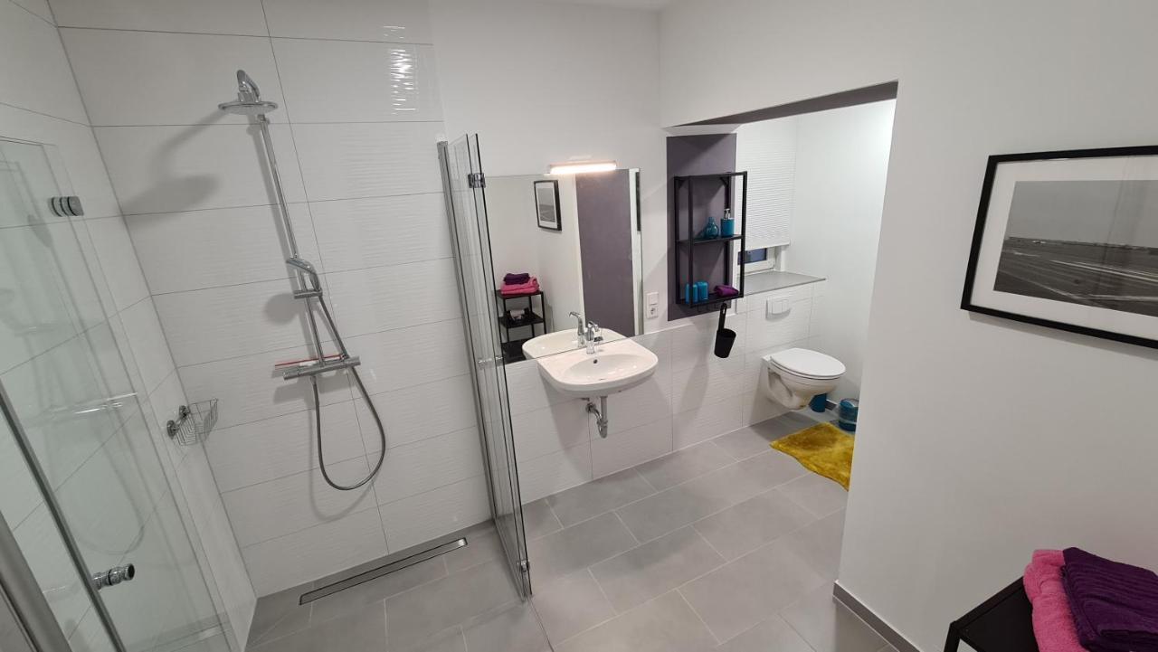 Appartement Lavendel, Ferienwohnung Mit Eigenem Eingang Wie Ein Kleines Haus Bad Salzuflen Dış mekan fotoğraf