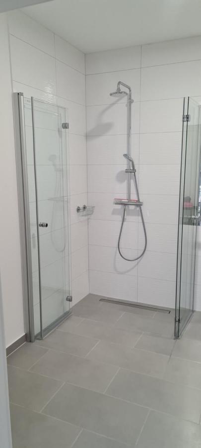 Appartement Lavendel, Ferienwohnung Mit Eigenem Eingang Wie Ein Kleines Haus Bad Salzuflen Dış mekan fotoğraf