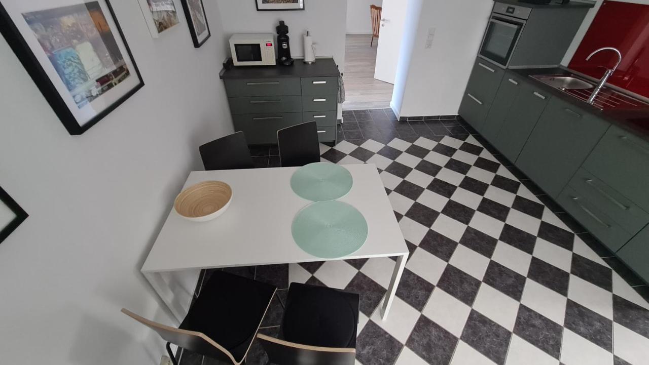 Appartement Lavendel, Ferienwohnung Mit Eigenem Eingang Wie Ein Kleines Haus Bad Salzuflen Dış mekan fotoğraf