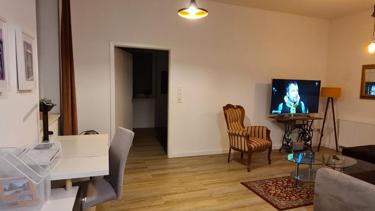 Appartement Lavendel, Ferienwohnung Mit Eigenem Eingang Wie Ein Kleines Haus Bad Salzuflen Dış mekan fotoğraf